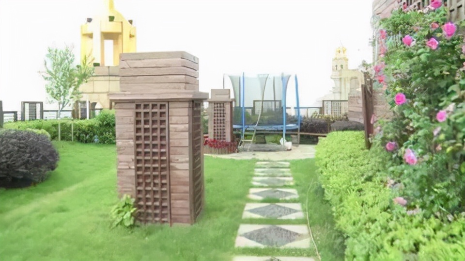 袁隆平去世，张庭偏偏大卖喜庆四件套：“面膜夫妇”的传销人生