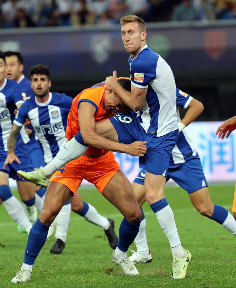 崔康熙谈泰山队客胜,崔康熙主场首秀泰山队冲击第二胜