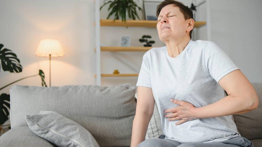 48岁女子确诊宫颈癌，子宫全切，身体这4处异常变化，别再忽视！