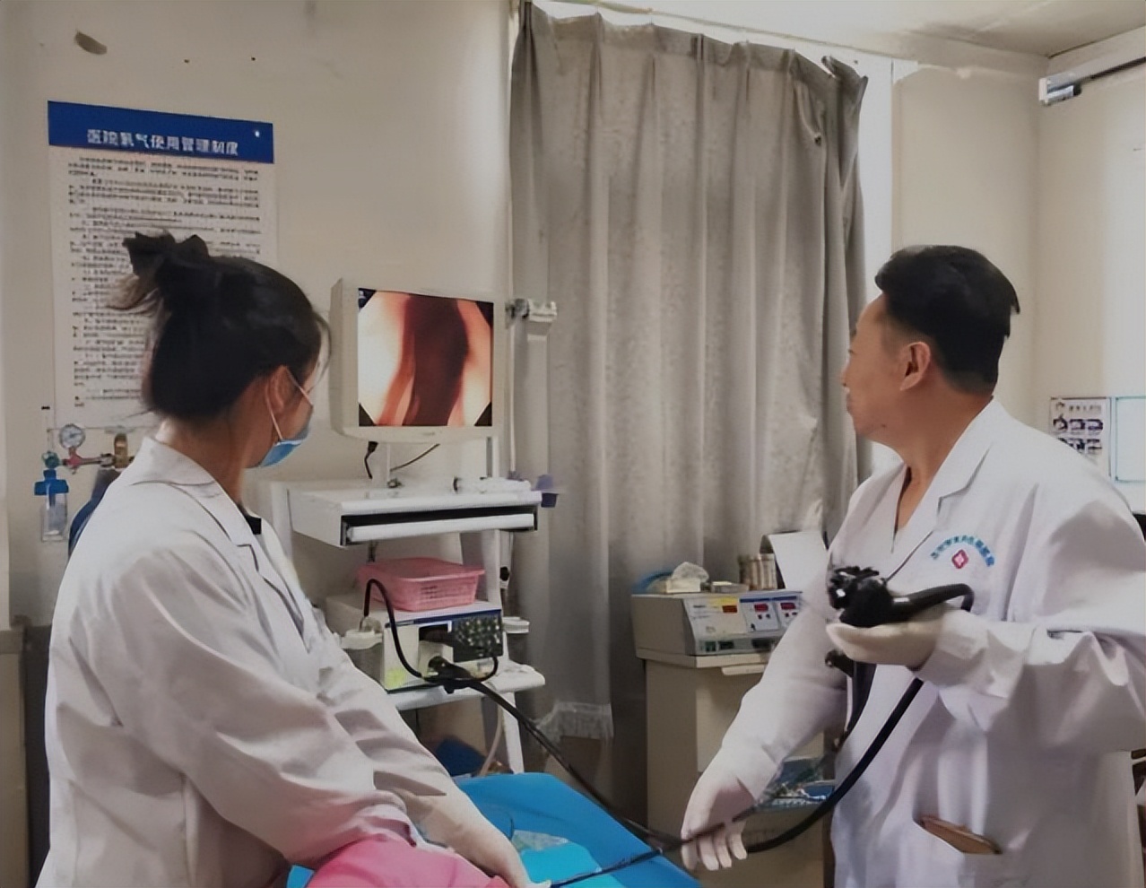 无痛胃镜和普通胃镜的区别有什么,无痛胃镜和普通胃镜区别在哪