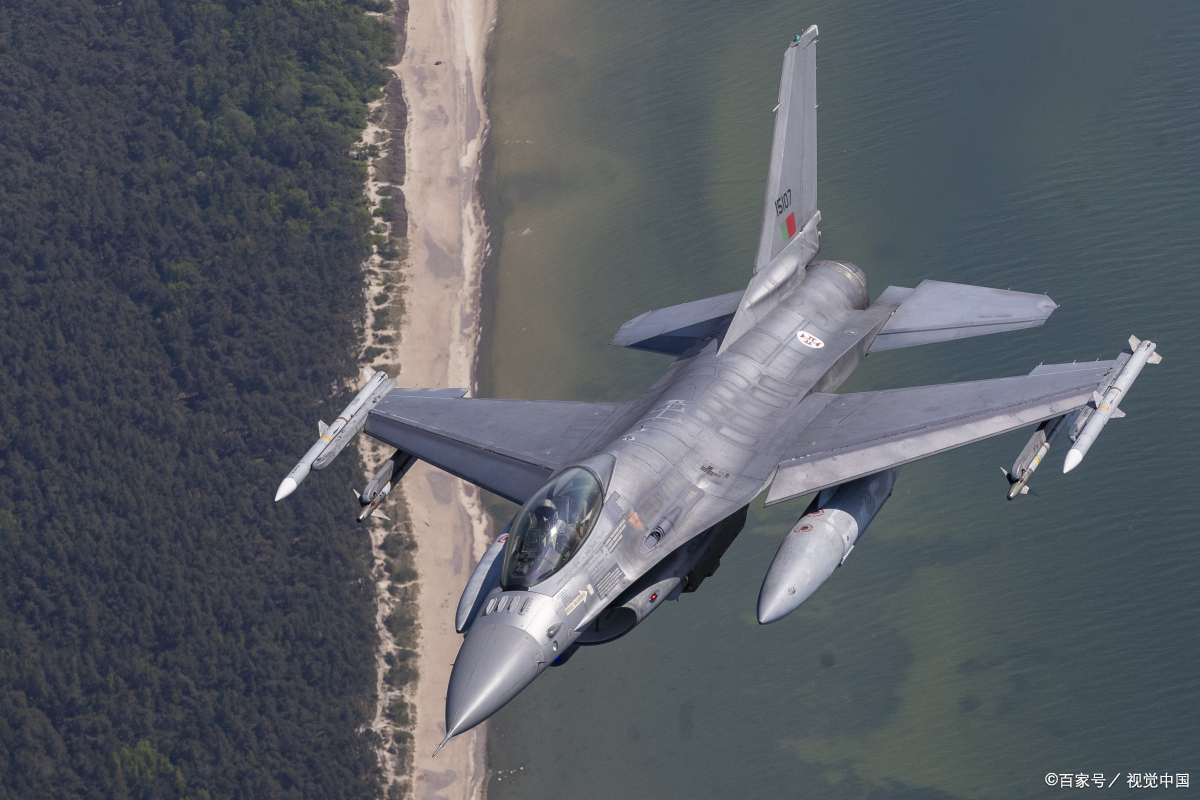 荷兰24架f-16战斗机,f-16战斗机多少钱一架