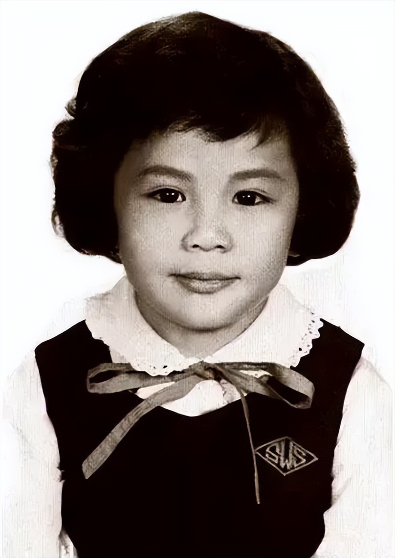 1985年，26岁翁美玲自杀后，为何身包五层锡纸？