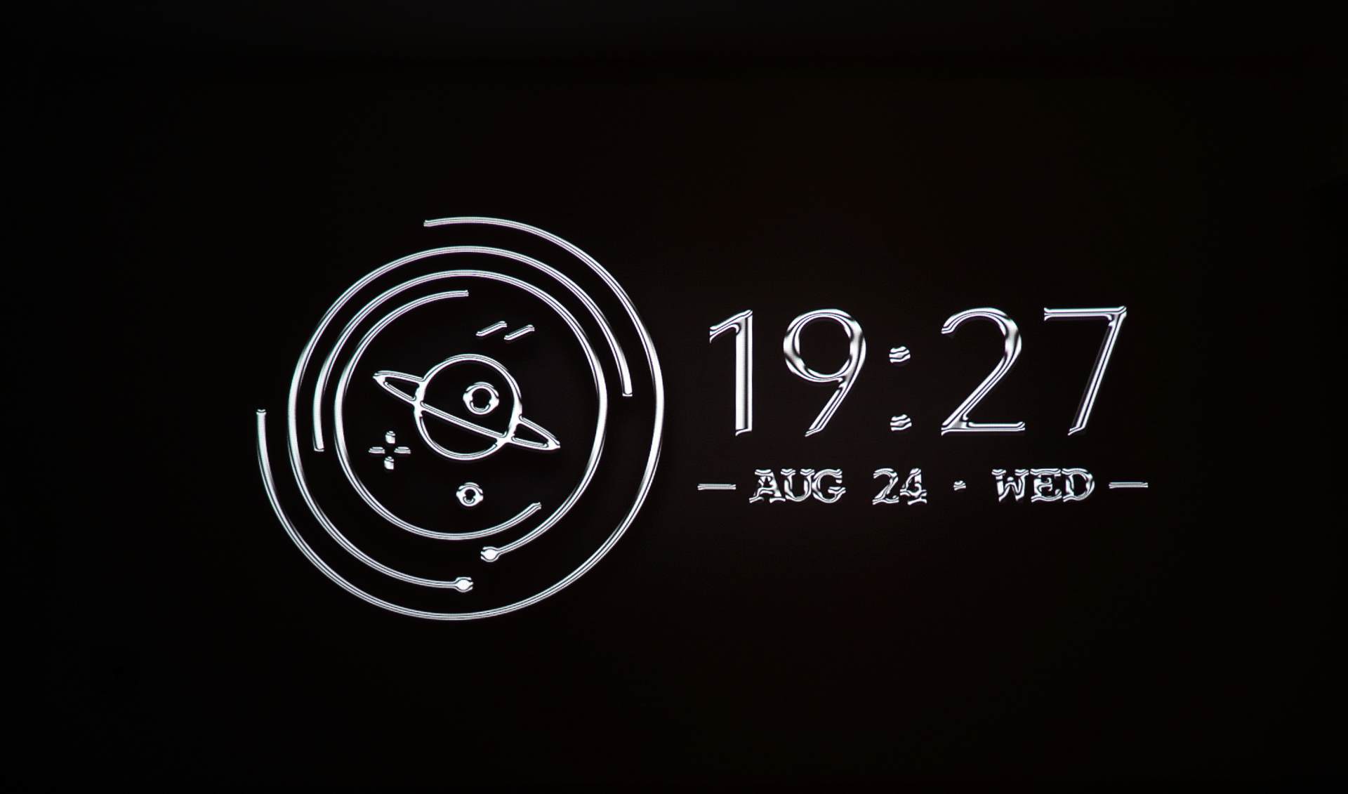 家里空间不够投影仪没法用，看看这台坚果O1S短焦投影仪