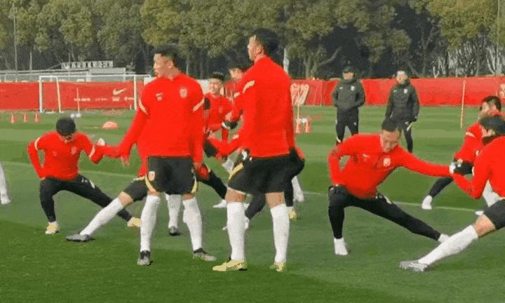 国足的训练强度到底怎么样,国足训练视频魔鬼训练