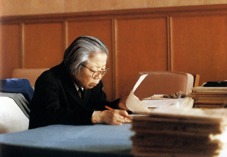 中国近代十大女伟人，每一位都是革命先烈，其中两位是正国级！