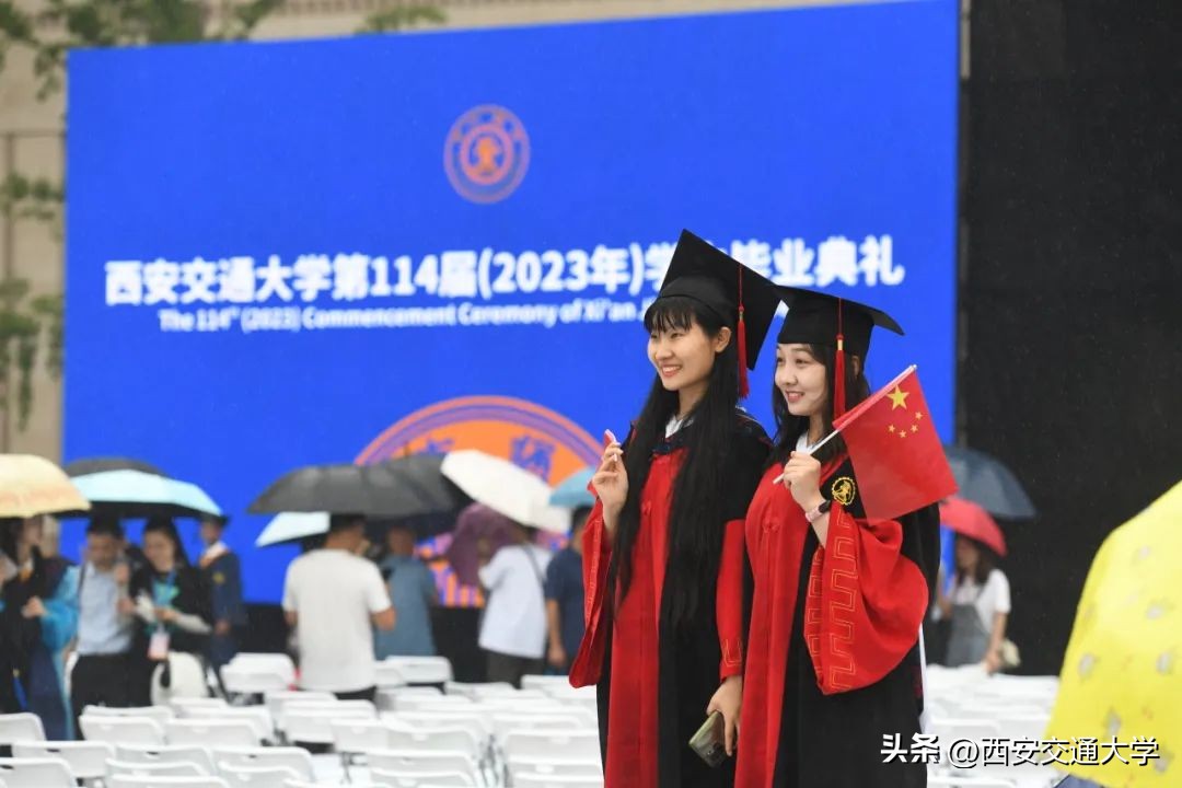 竢实扬华自强不息的交大精神,交大与国家同呼吸共命运