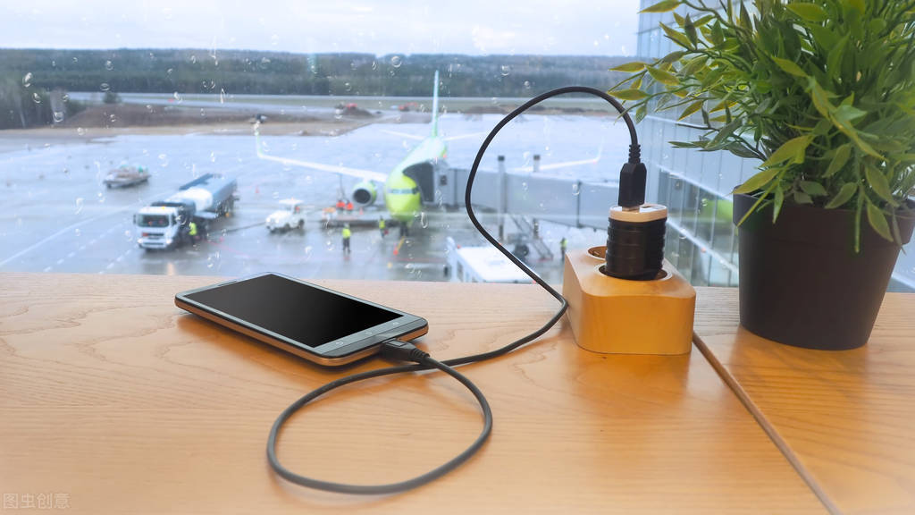 手机充电手机发烫怎么办,手机玩不大一会就发烫怎么解决