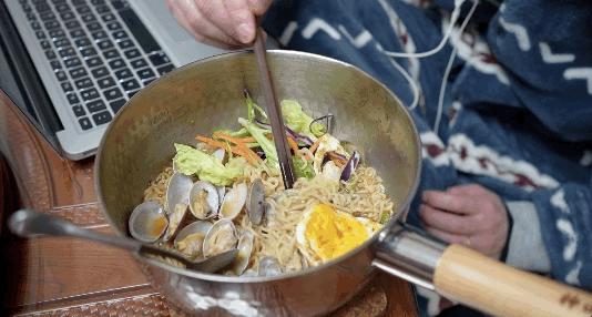 家庭小厨房用什么锅好,买一个厨房用的锅子