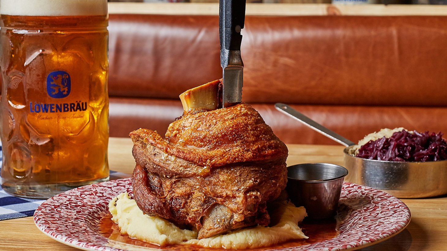 德国酸菜和中国酸菜有什么不同,德国香肠火腿和酸菜