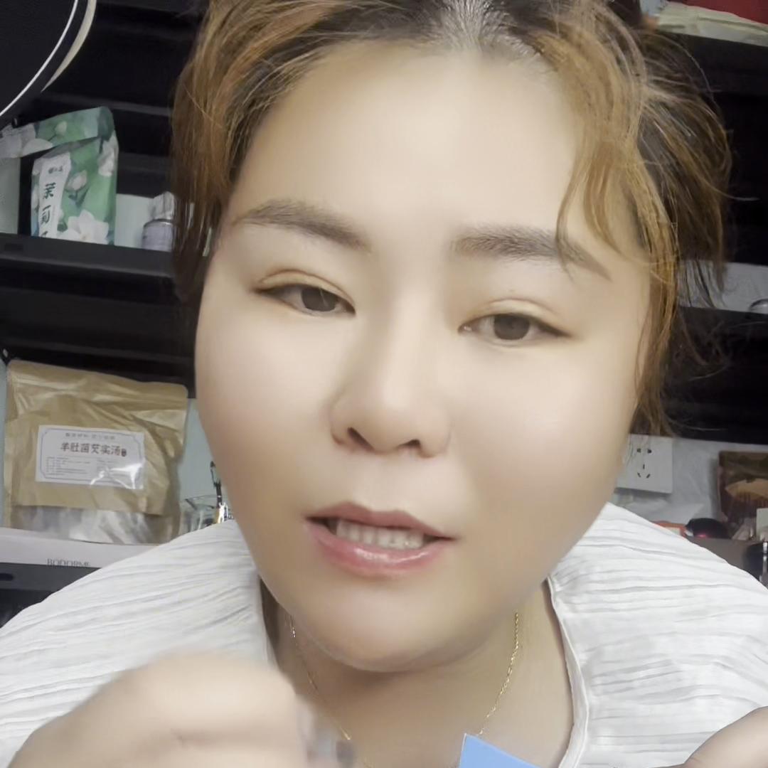 家人们一定要重视这个小幽问题，一个字的问题就是小幽造成...