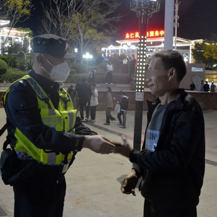 盛世烟火护航有我——永仁公安圆满完成2023年赛装节系列活动安保工作