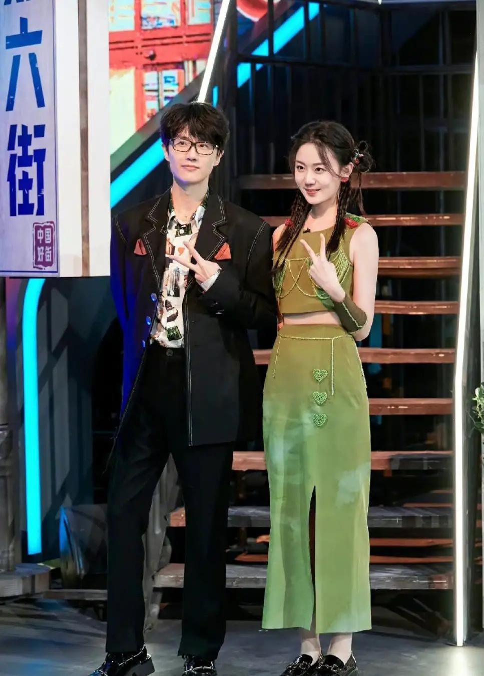 许嵩诗书气自华,许嵩书生气质