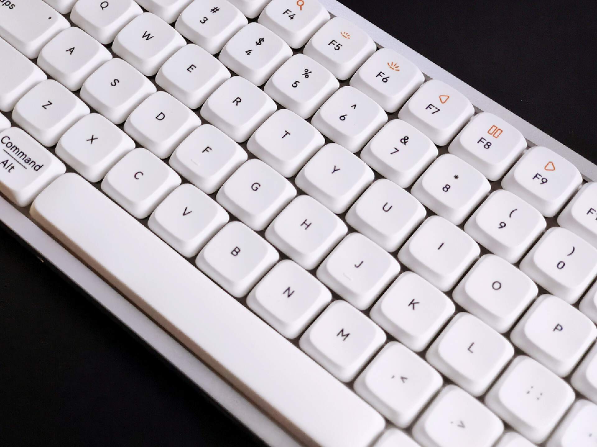 洛斐小顺键盘如何切换设备,洛斐小顺键盘可以自己换轴体吗