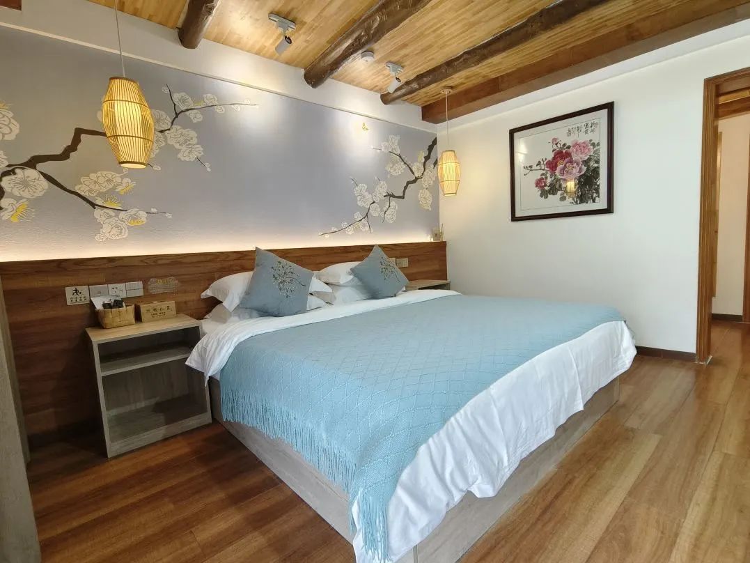 閲戠涔嬬害,閲戠鍗佹湀鍥藉簡涓鍋囨湡浣忓鏀荤暐