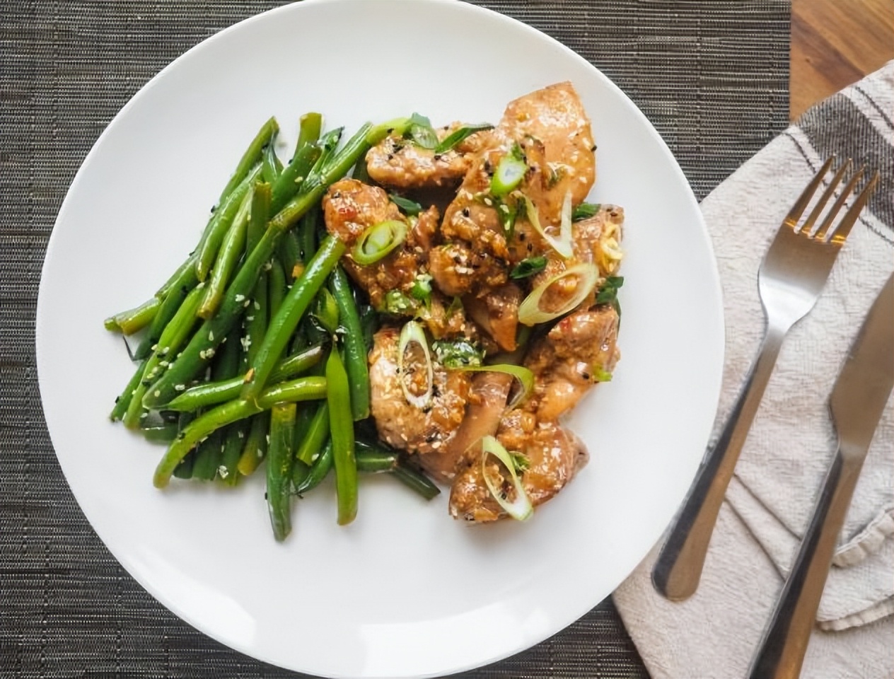 每天锻炼和每天静养哪个更长寿,长期静养和天天锻炼的人谁更长寿