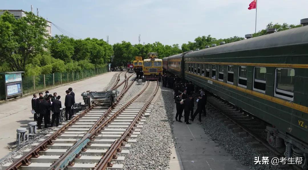 西安铁道技师学院参观,西安铁道技师学院最新图