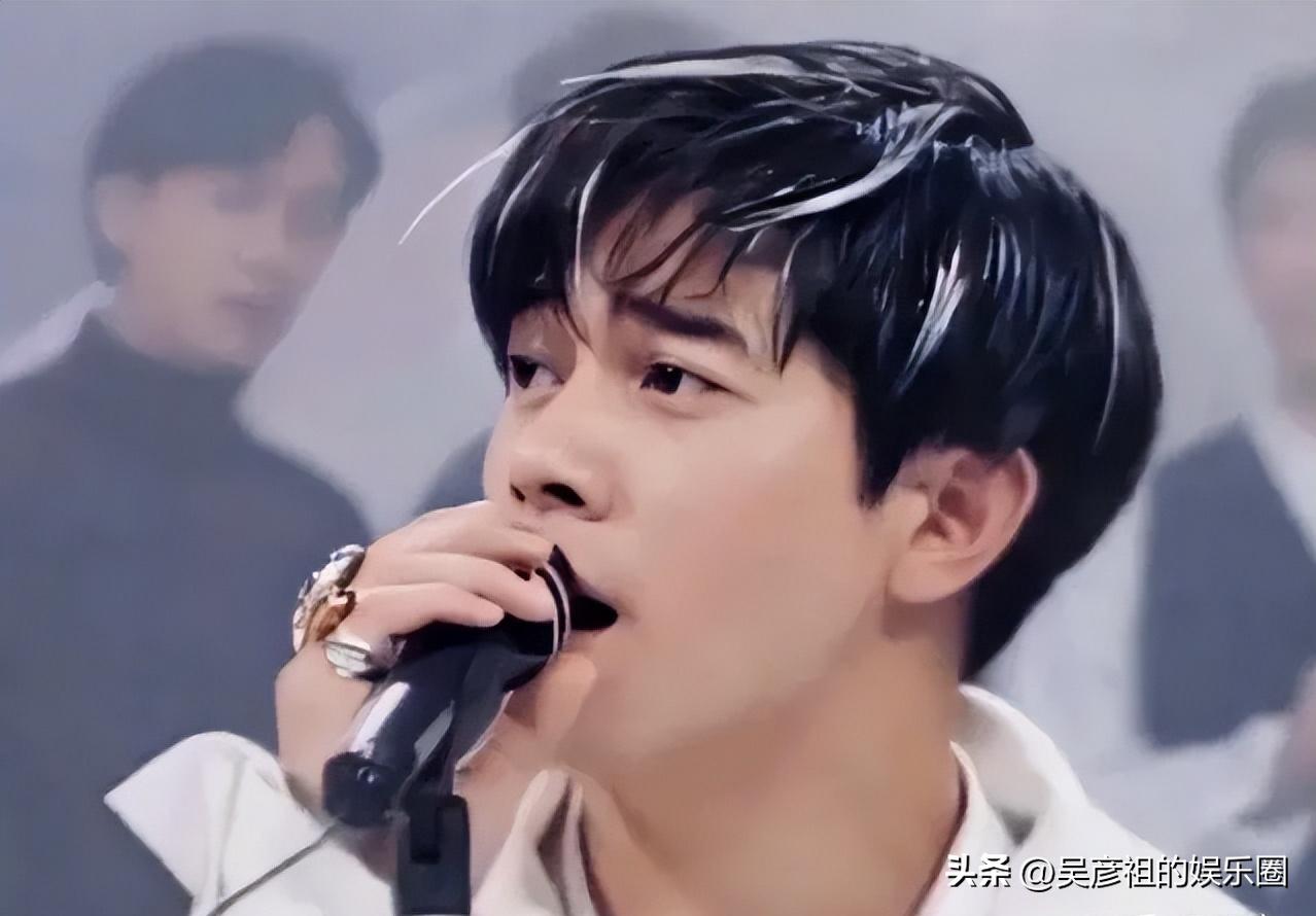 推荐一下娱乐圈中比较帅的男明星,娱乐圈里英气迷人的男星