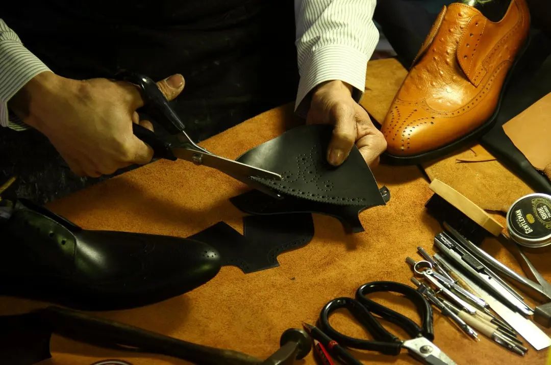 TCE带你涨姿势！区分这些男士皮鞋原来这么简单