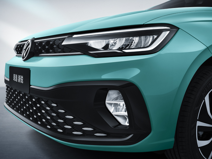 比亚迪秦plusdm-i和大众朗逸对比,比亚迪秦plusdm-i对比大众朗逸