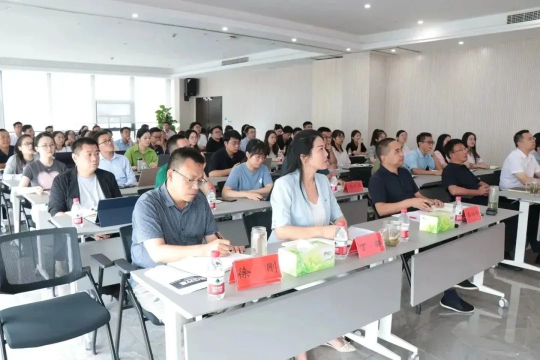 信阳市华信投资集团,信阳市华信投资集团有限公司