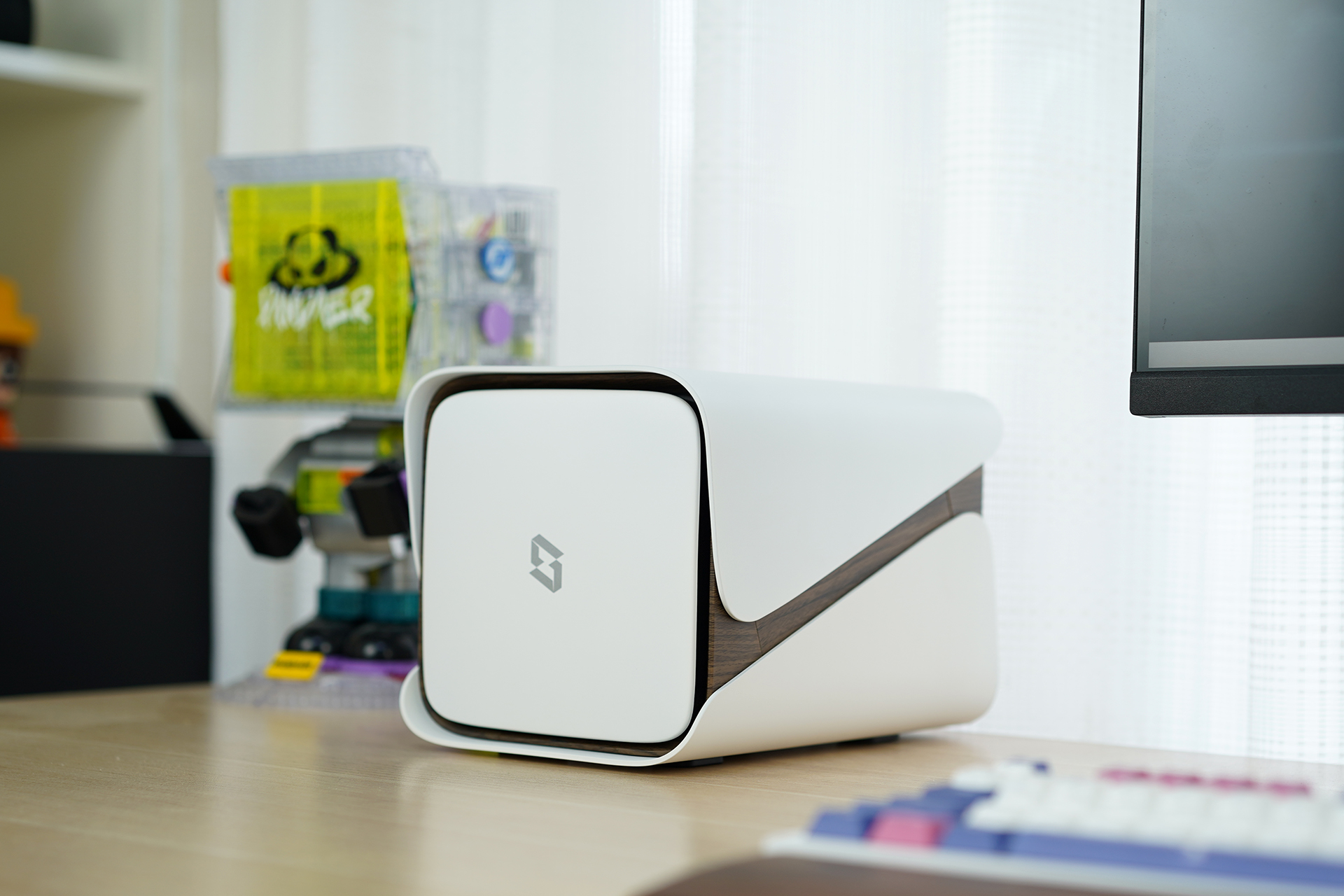 绿联nasdx4600与极空间z4s,z4s极空间开箱