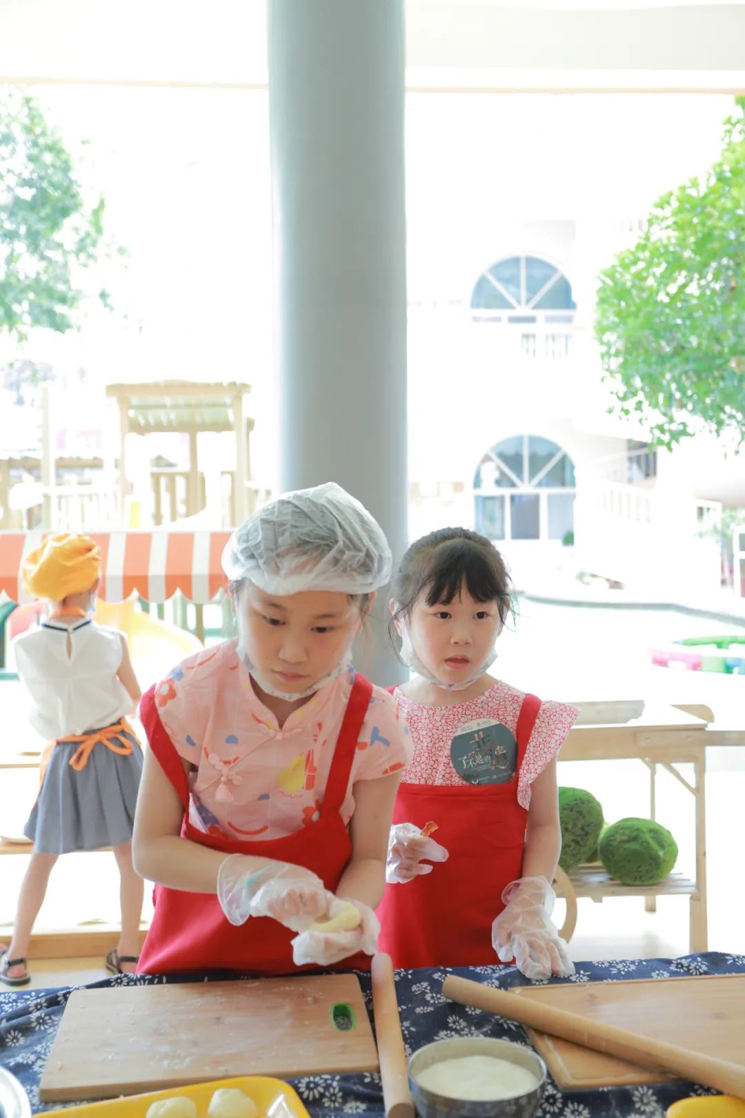 千百年前古人听的洞经古乐、吃的酥饼、画的木刻年画...这一次我们给你包圆了