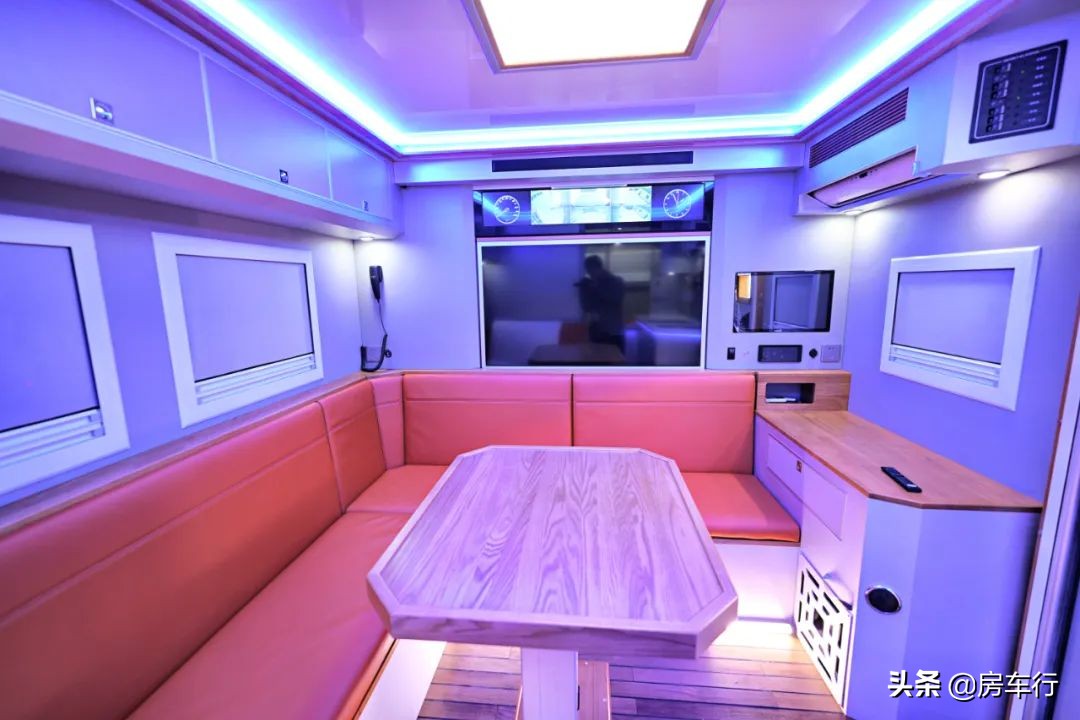 价格低的b级越野房车,顶级超重型越野房车蓝牌