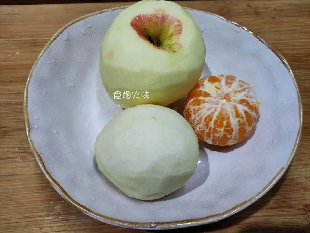 中年人想长寿常吃三种食物,老年人适合的清肺润肺食物