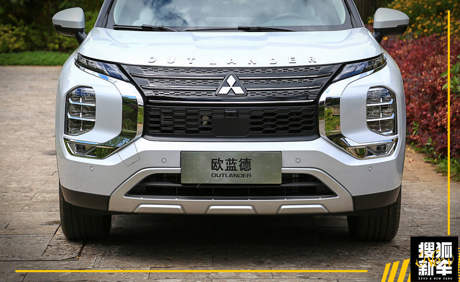 新款广汽三菱欧蓝德值不值得入手,广汽三菱欧蓝德新款测评