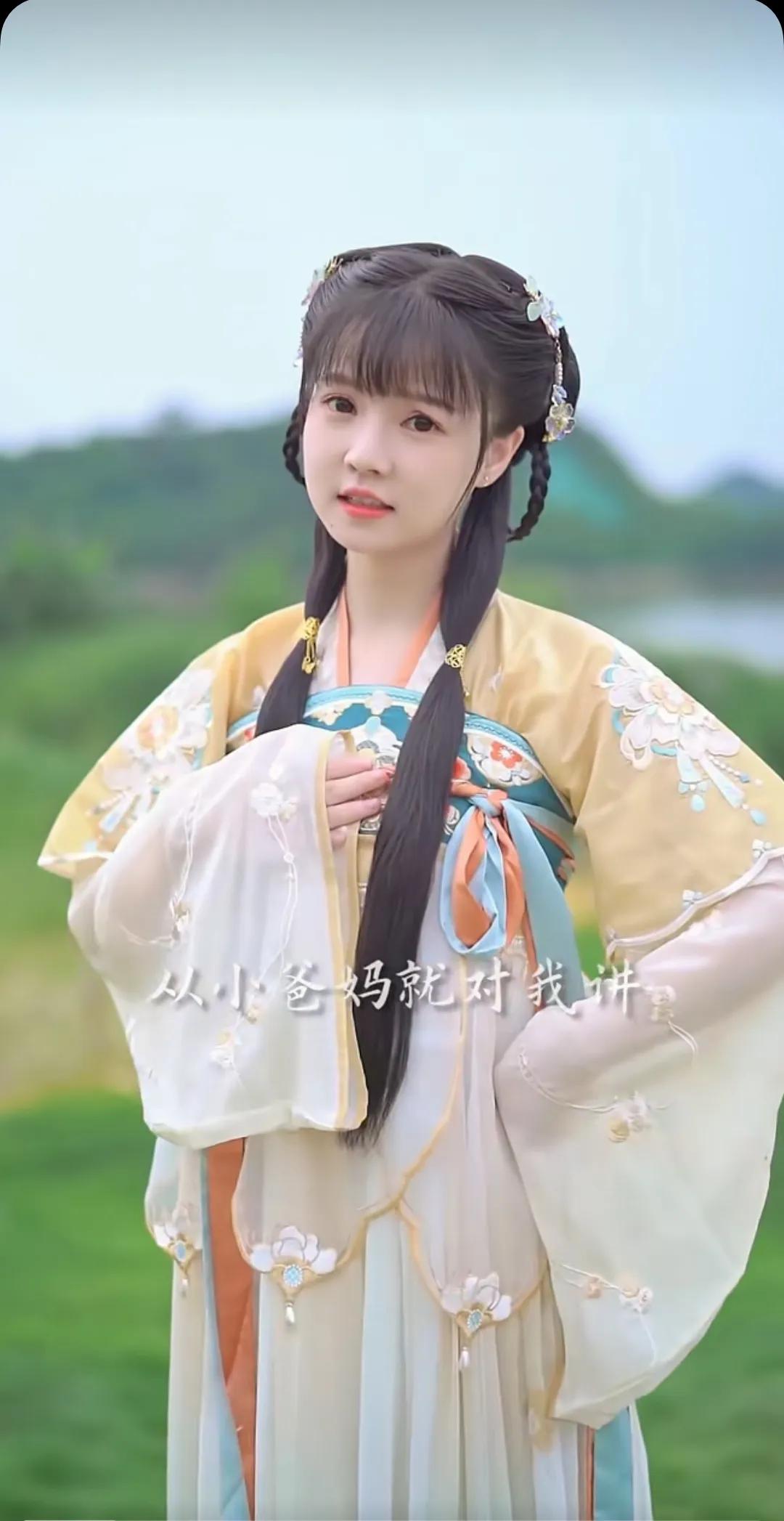 抖音网红歌手戴羽彤,抖音唱歌网红最火前十名歌手