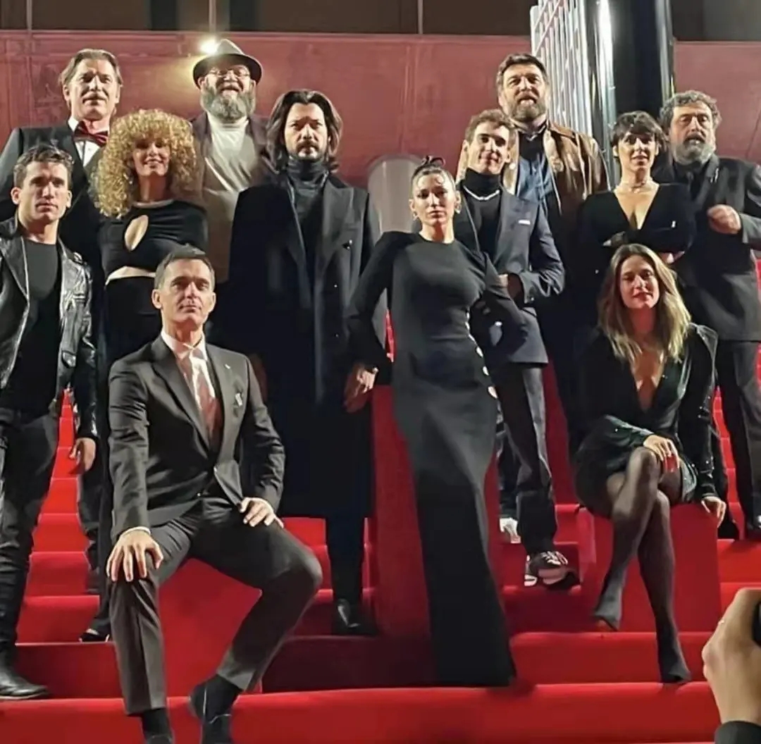 网飞netflix必看电视剧,netflix十大必看电视剧神作2021