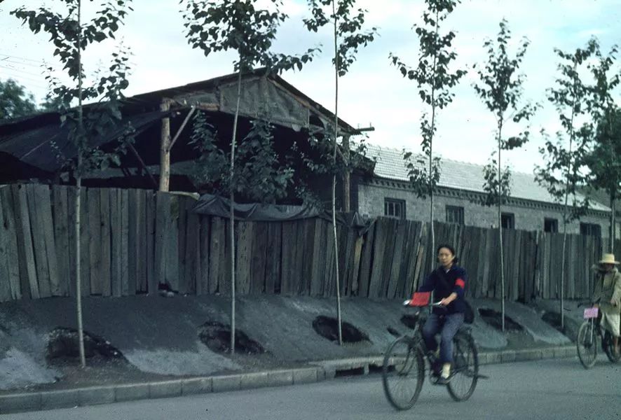 法国摄影师拍摄的70年代的中国,1980年代法国摄影师镜头下的中国