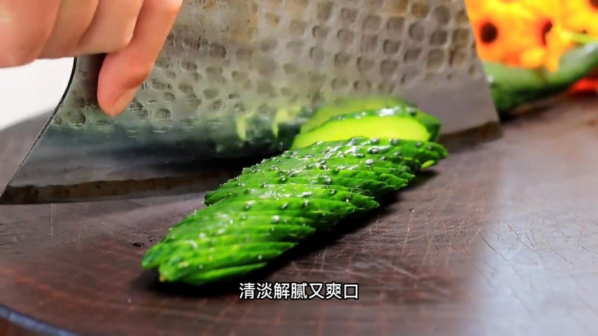 阳虚火旺盛的人应该吃哪些食物,什么食物温补脾肾之阳