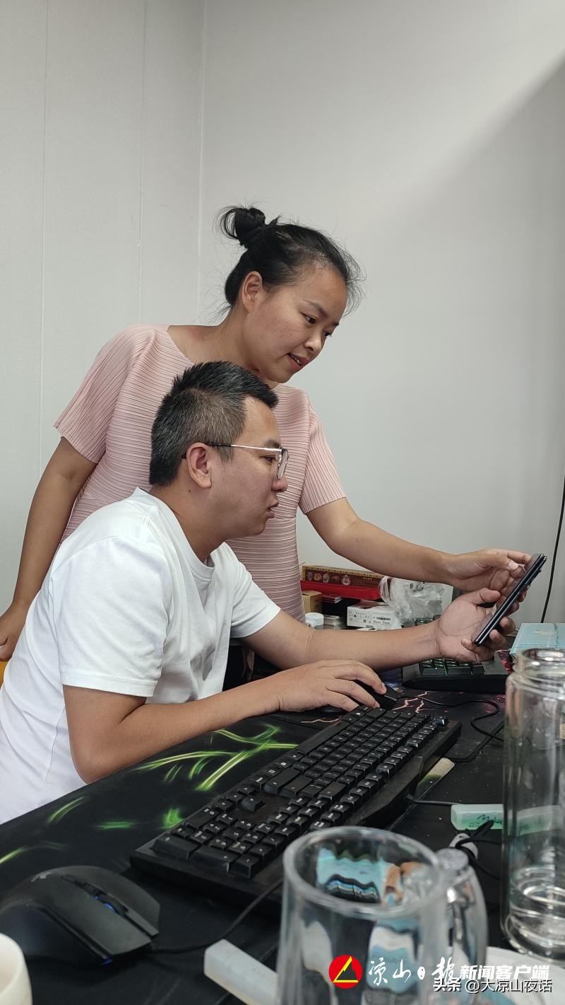 90后夫妻的创业之路视频,酿出甜蜜致富路