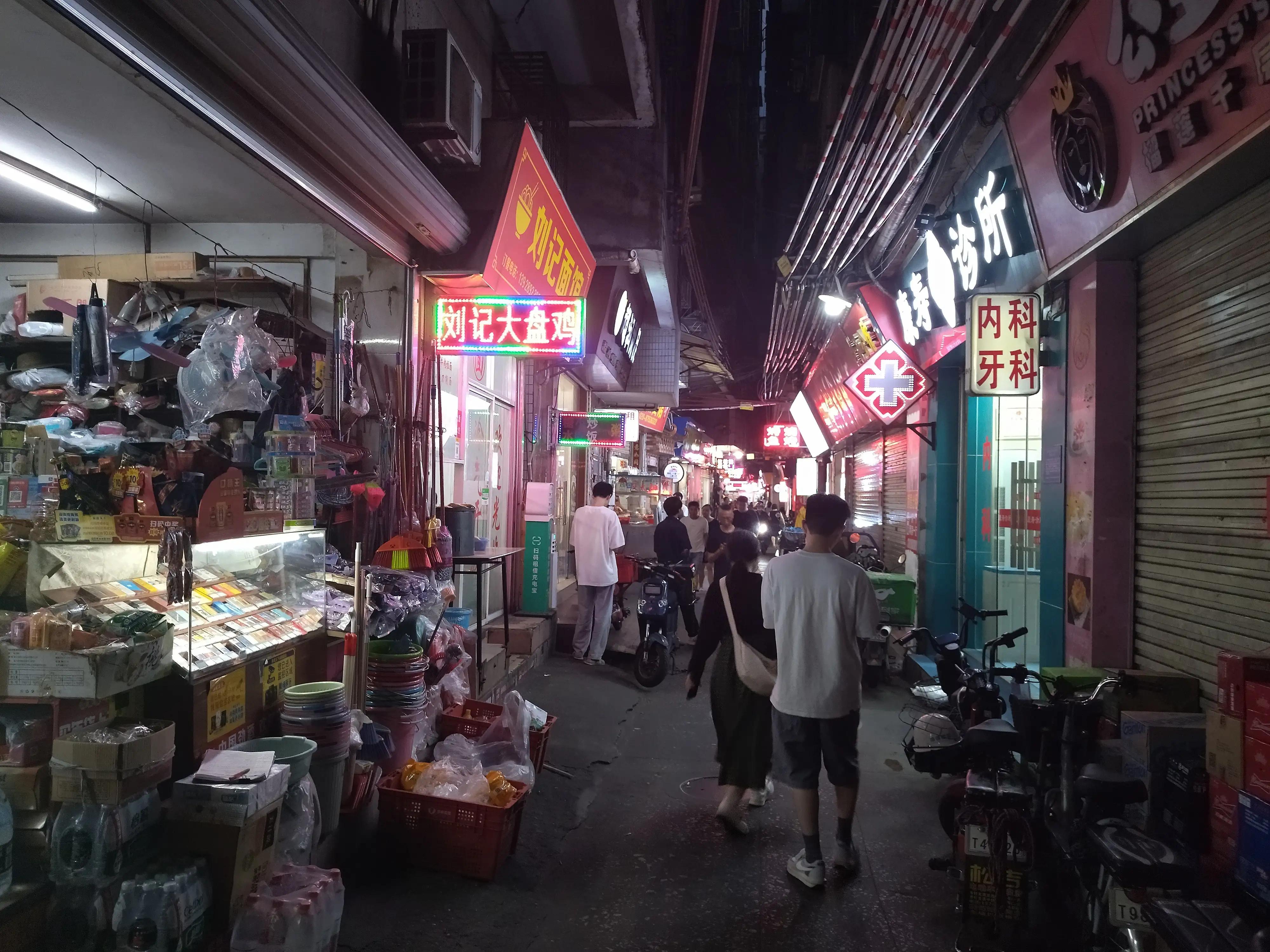 快递滞留了一个多星期怎么办,快递滞留了怎么办