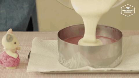 无需烤箱的入门级蛋糕,特别简单的爆浆蛋糕不用烤箱