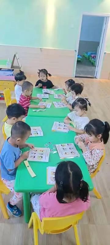 公立幼儿园跟私立幼儿园收费标准,私立幼儿园与公立幼儿园哪个好