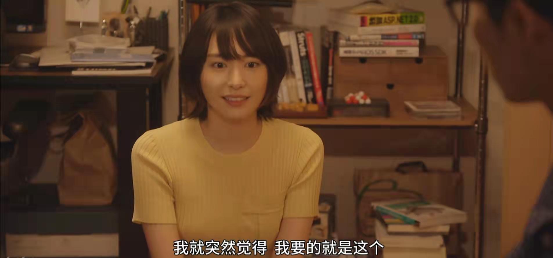 那一个月，我在图书馆里假装上班