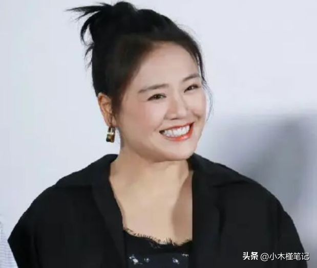 鹿晗扎丸子头图片,鹿晗扎丸子头现身