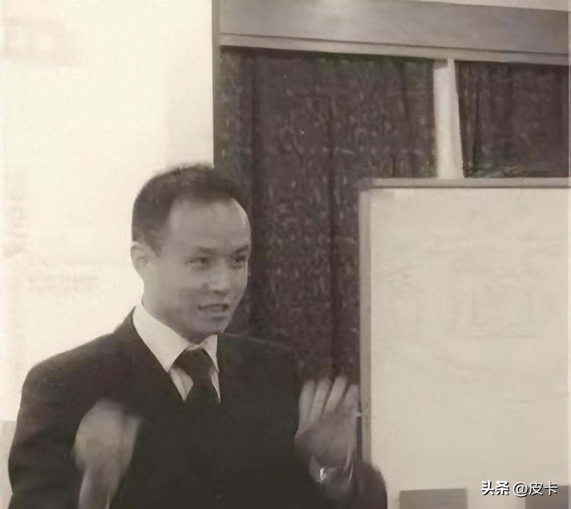 46岁乐嘉近况曝光,42岁的乐嘉现状