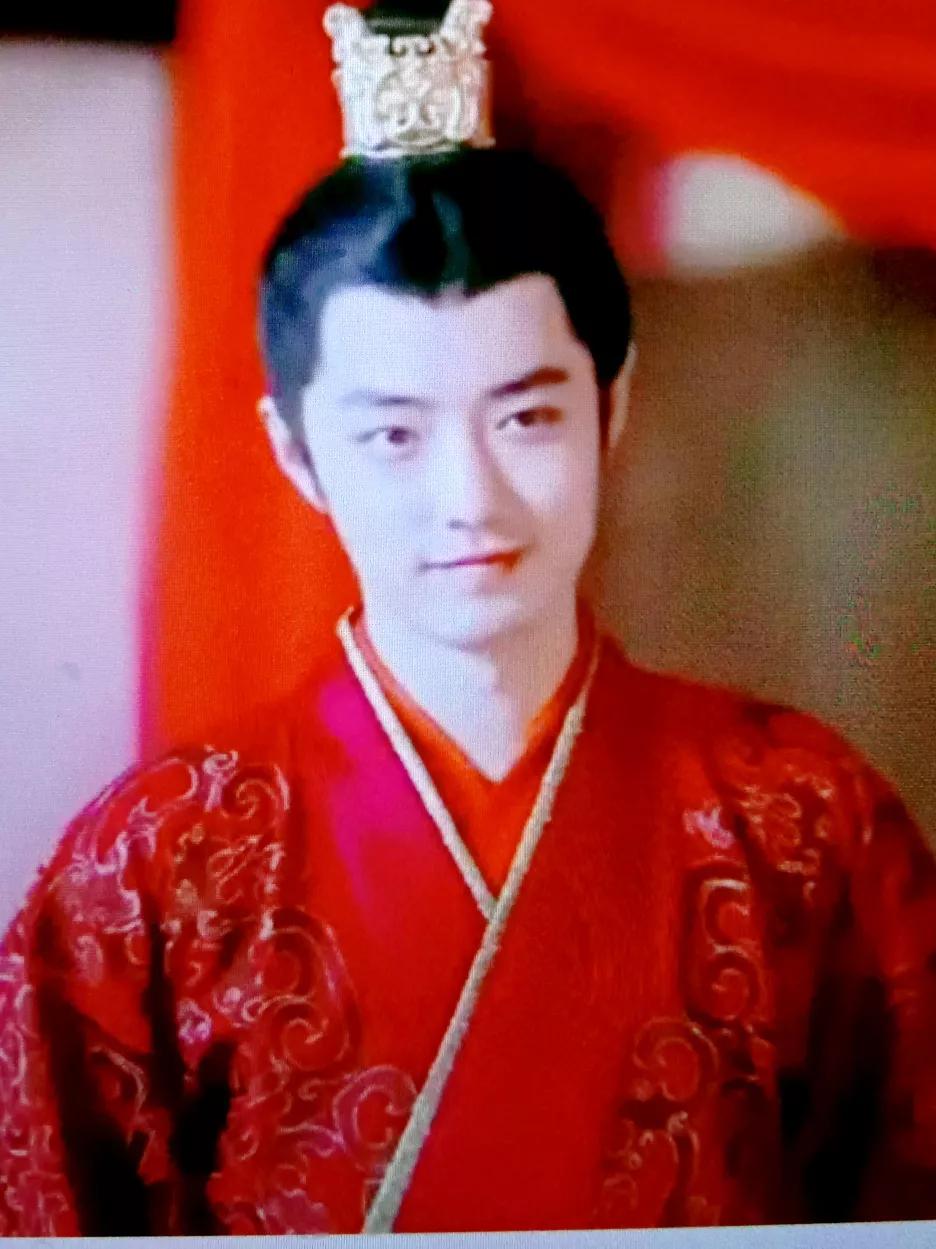 友,青悦想帅哥儿了!我们一起去看看?