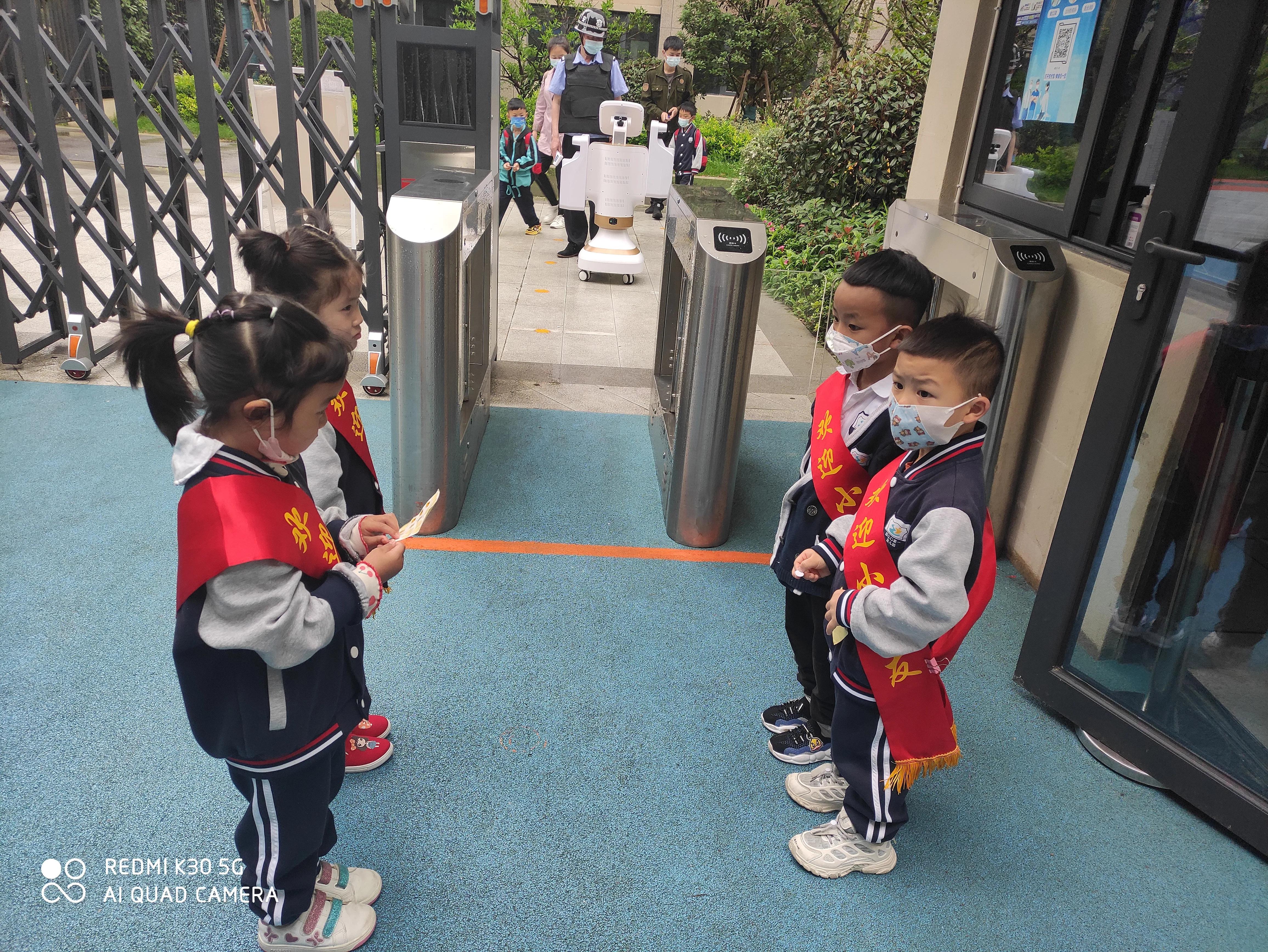 全职宝妈想做老师怎么办,全职宝妈生完孩子想做小学老师