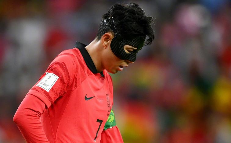 韩国足球孙兴慜被骂,韩国队队长孙兴慜资料