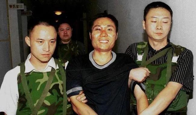 十大悍匪白宝山第四集,中国十大悍匪白宝山纪录片