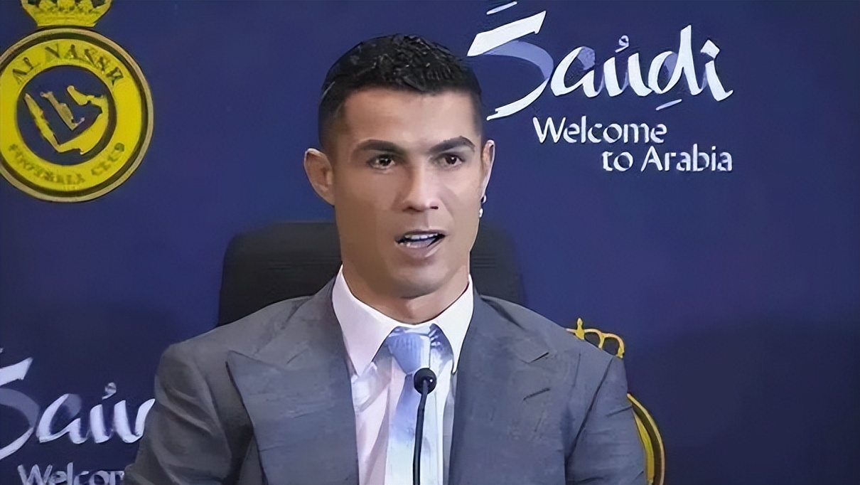 c罗出席沙特照片,c罗在沙特的餐厅打卡