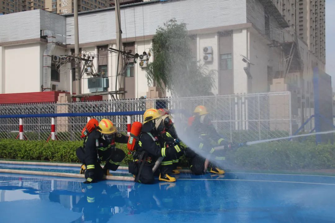 鎴樿闃熷憳宸ヤ綔鍐呭,鐗瑰嫟涓槦鎴樿宸ヤ綔浜偣