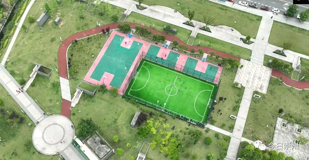 崇州龙腾居月季公园,崇州最美公园