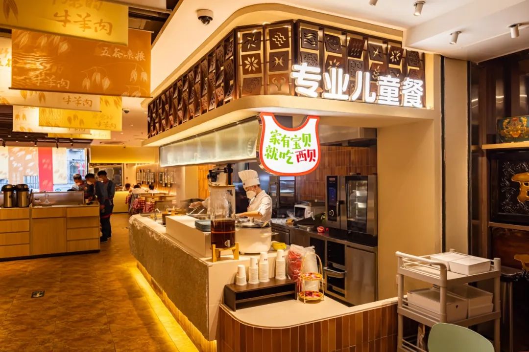 中餐企业,为什么长期落后于国际连锁巨头?