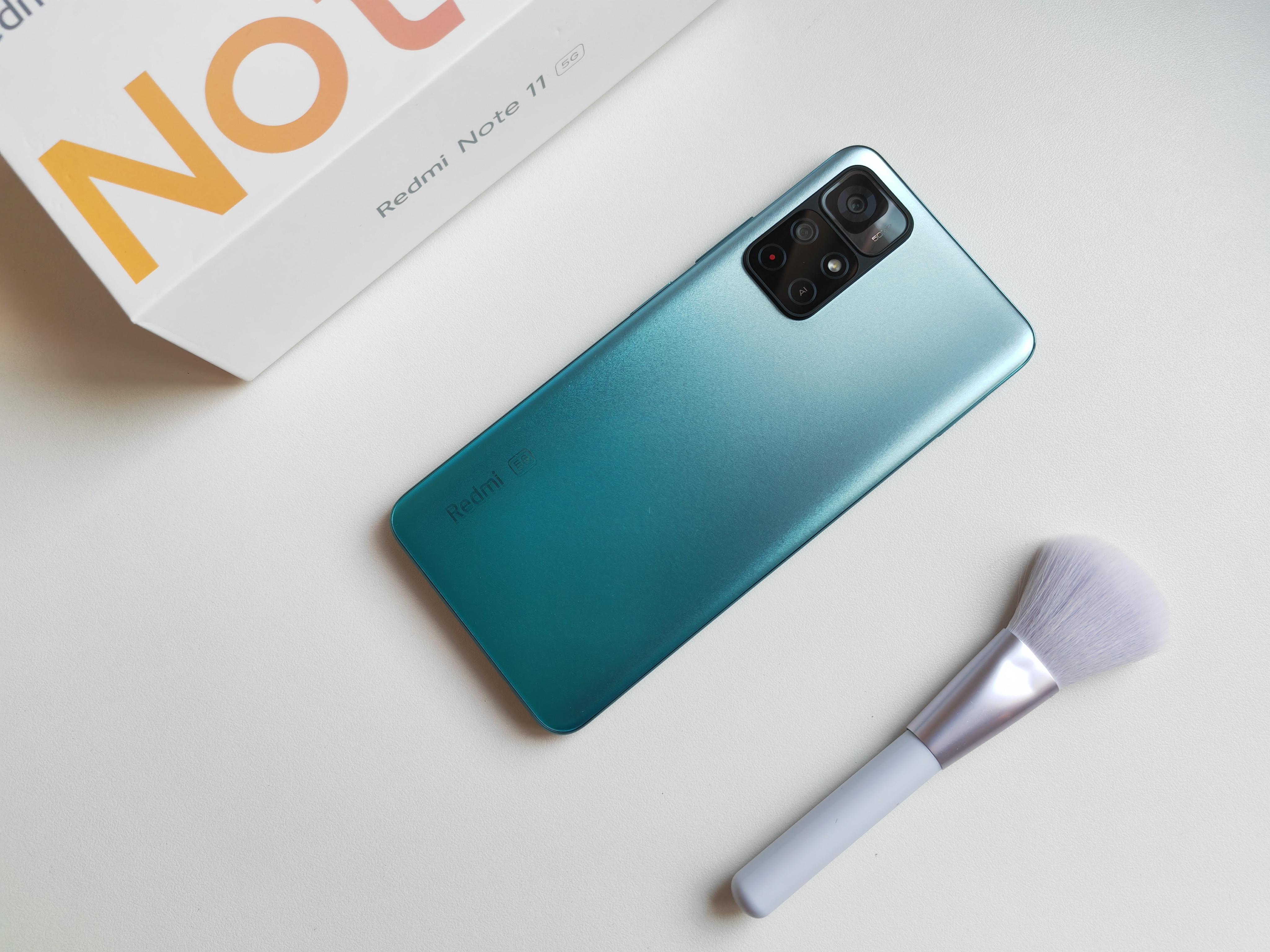 目前最值得买手机是哪一款,2500元最值得买手机