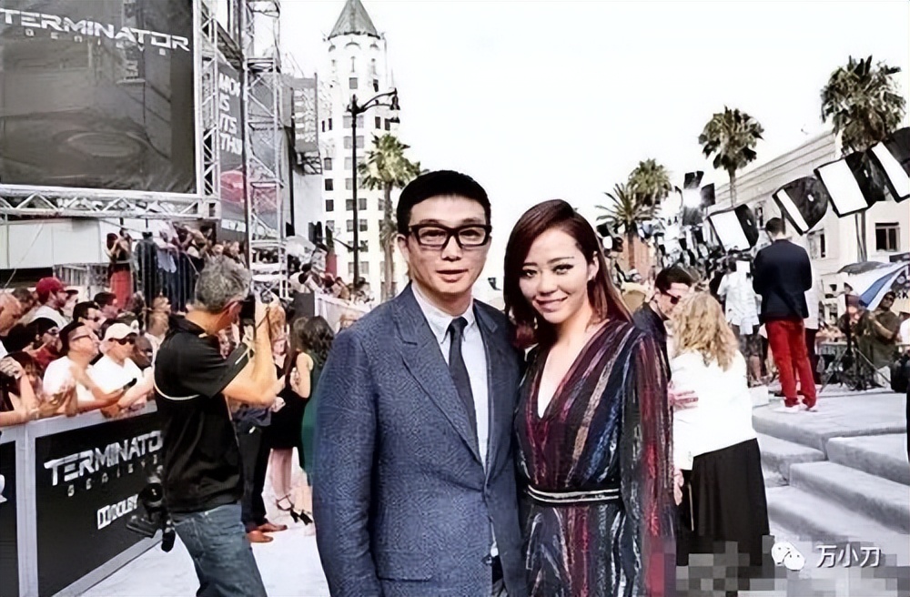 妈妈与女婿隔空互撕，“海豚公主”的虐心情史